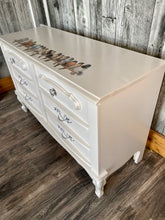 Load image into Gallery viewer, 1970’s French Provincial Style Blanket Chest
