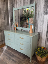 Load image into Gallery viewer, French Provincial Style Dresser

