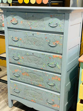 Load image into Gallery viewer, Vintage 5-Drawer Dresser

